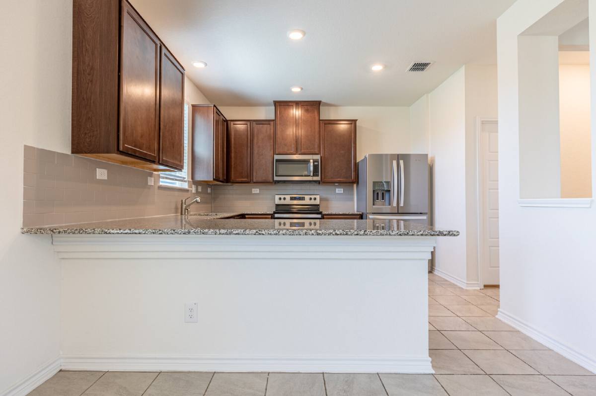 House for rent at 4660 Via Sonoma Trail, Converse, TX 78109