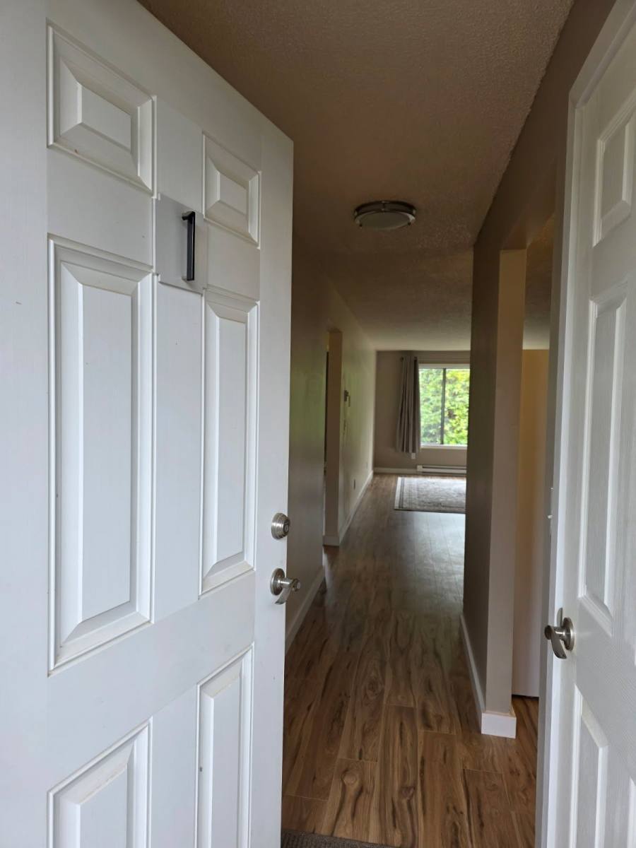 Apartment for rent at 990 S 11th St #1, Coos Bay, OR 97420