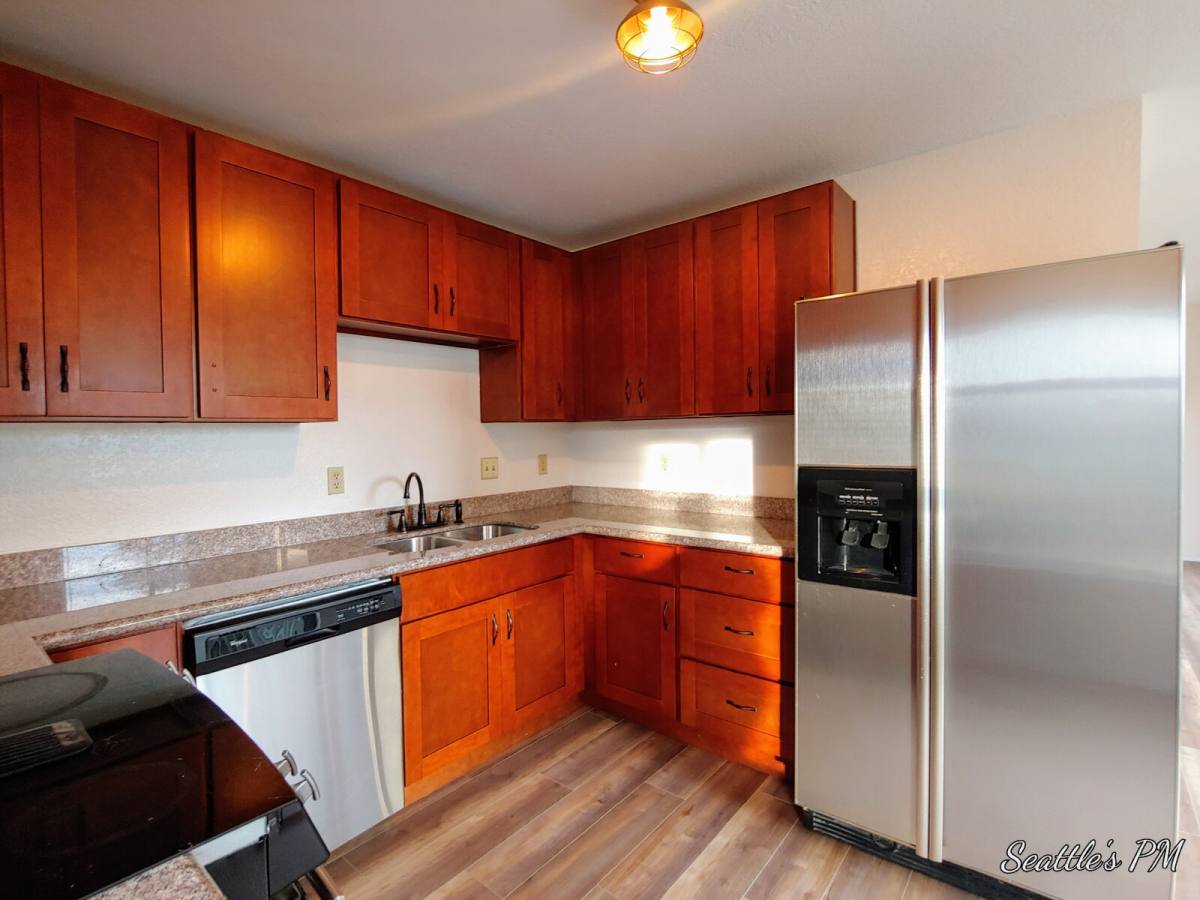 Apartment for rent at 2124 Waverly Place N #B, Seattle, WA 98109