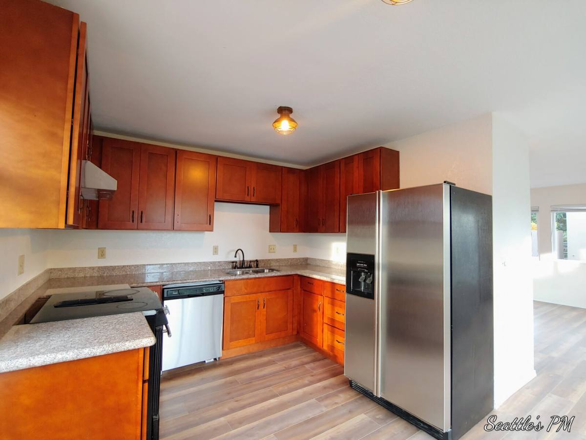 Apartment for rent at 2124 Waverly Place N #B, Seattle, WA 98109