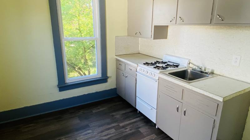 Apartment for rent at 567 E Bowman St #2, Wooster, OH 44691
