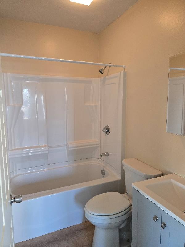 Apartment for rent at 882 Old Plainville Rd, New Bedford, MA 02745