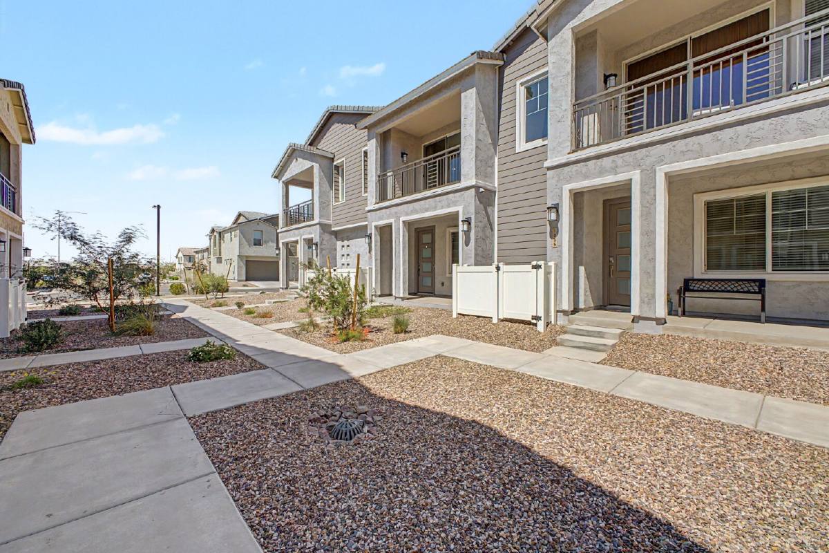 Townhouse for rent at 8149 E Petunia Ave #1054, Mesa, AZ 85212