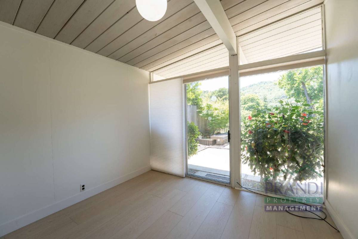 House for rent at 1221 Idylberry Rd, San Rafael, CA 94903