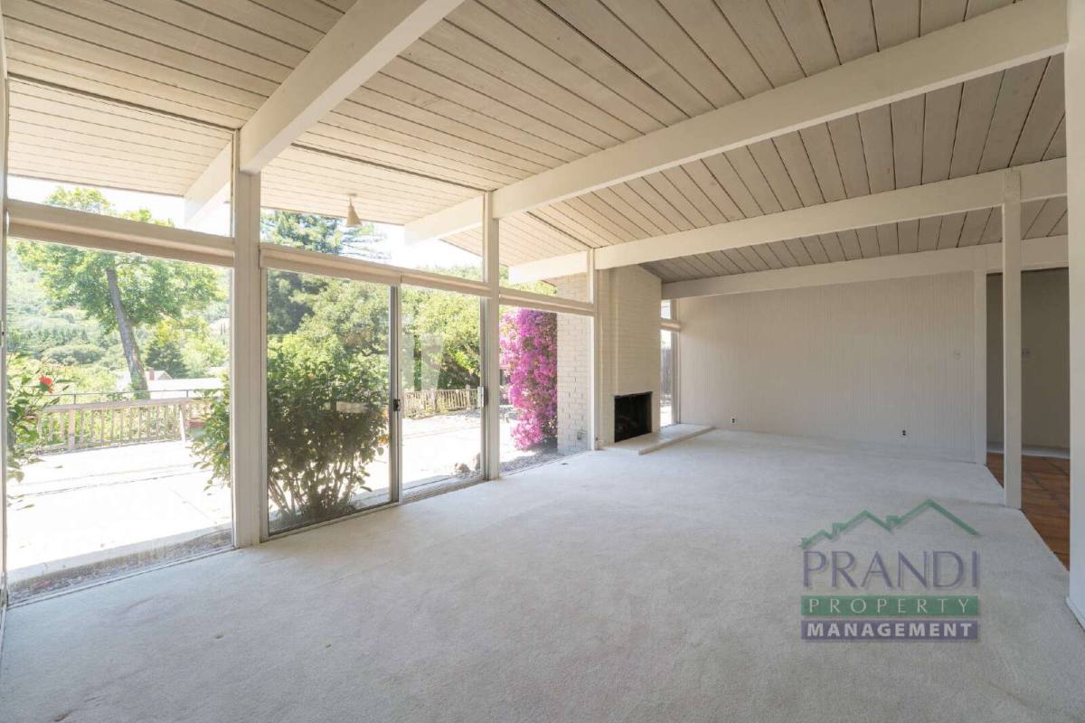 House for rent at 1221 Idylberry Rd, San Rafael, CA 94903