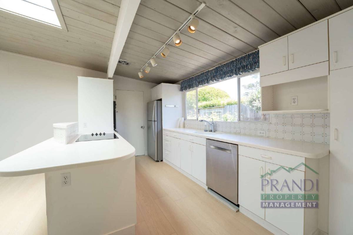 House for rent at 1221 Idylberry Rd, San Rafael, CA 94903