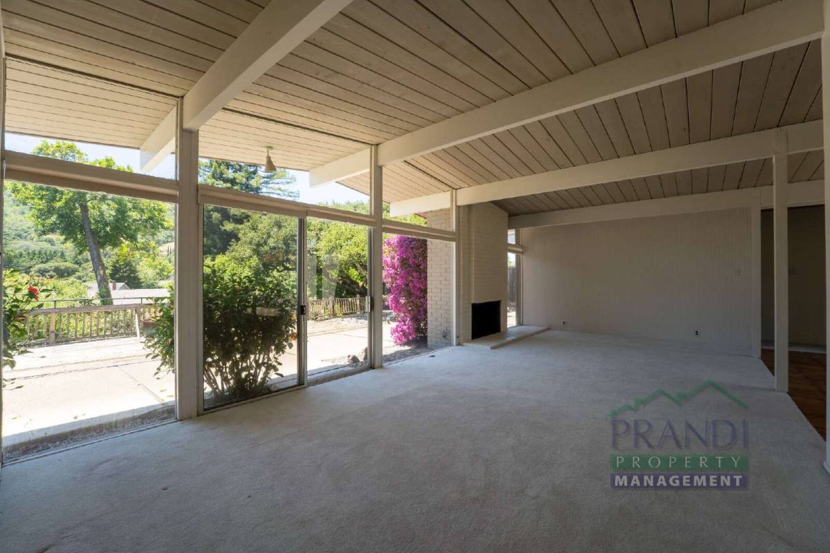 House for rent at 1221 Idylberry Rd, San Rafael, CA 94903