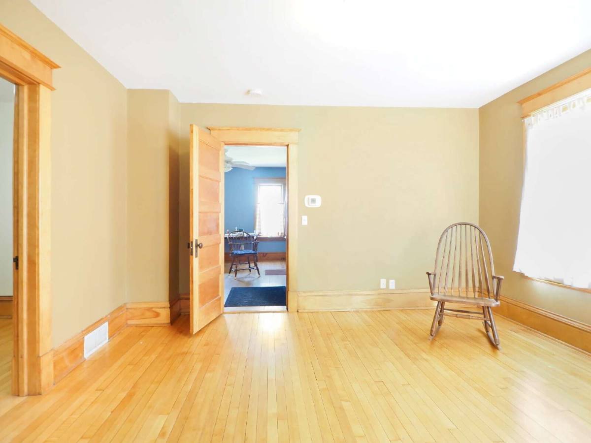 House for rent at 1182 Woodbridge St, Saint Paul, MN 55117