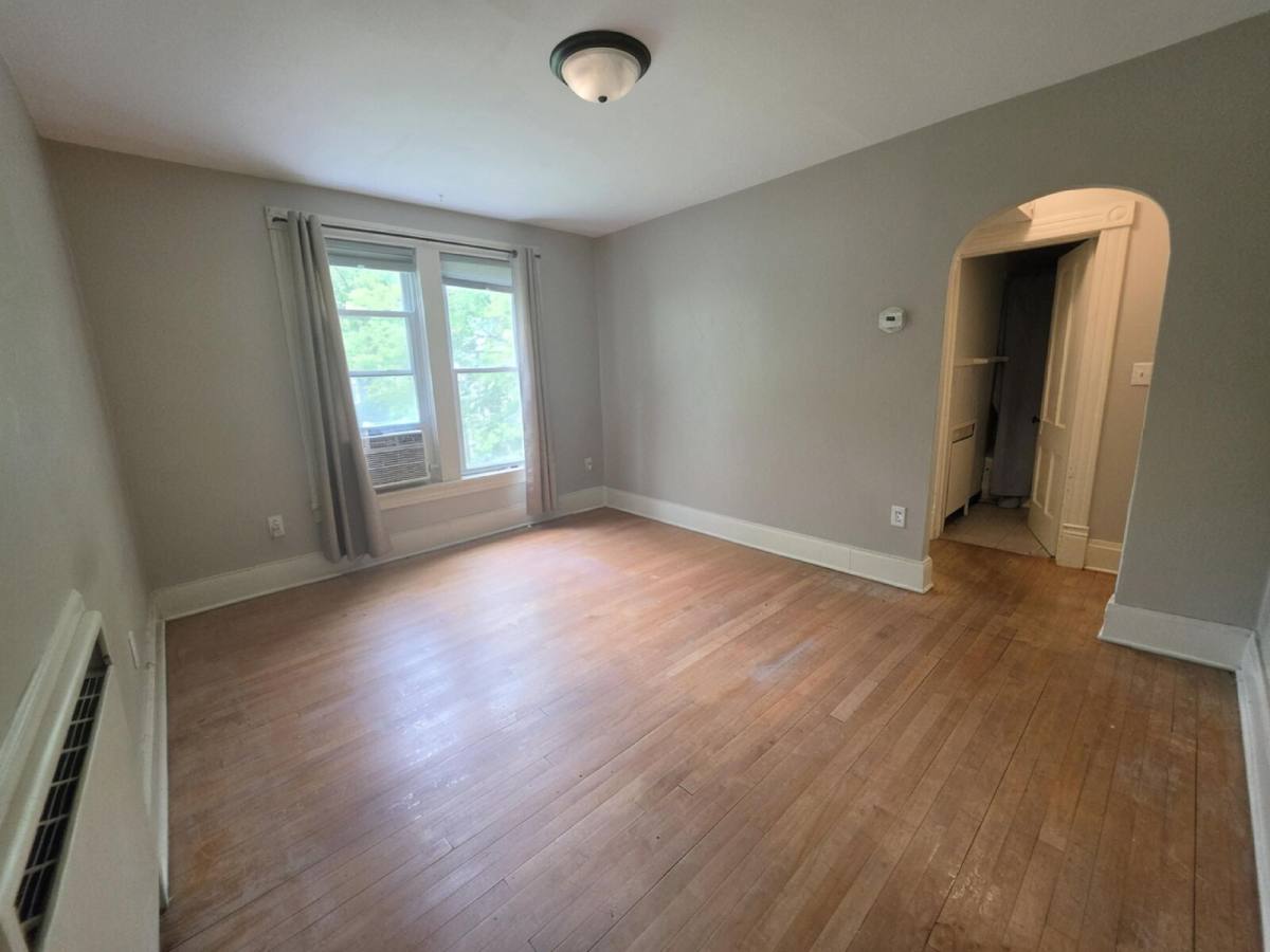 Apartment for rent at 622 Hudson St, Eau Claire, WI 54703