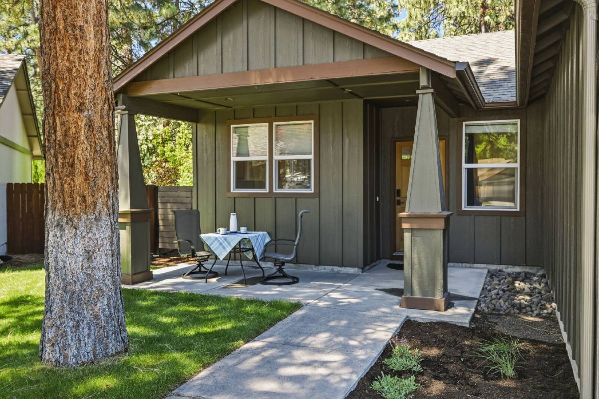 House for rent at 19804 Wetland Court, Bend, OR 97702