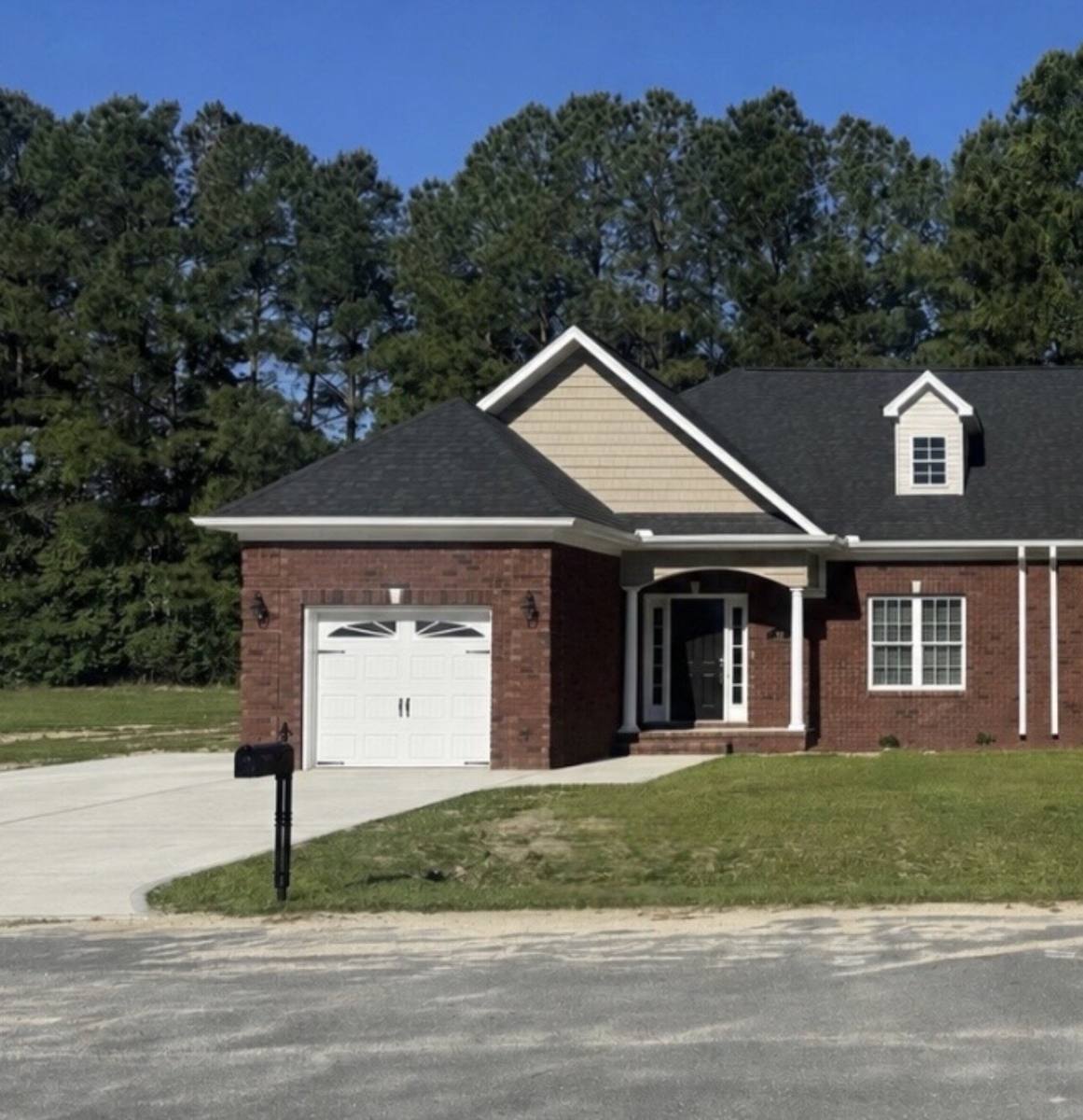 Townhouse for rent at 113 Dobbers Creek Dr, Goldsboro, NC 27530