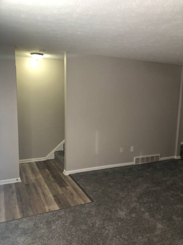 Townhouse for rent at 2220 Harsh Ave #HR, Massillon, OH 44646
