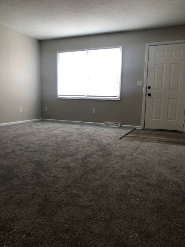 Townhouse for rent at 2220 Harsh Ave #HR, Massillon, OH 44646