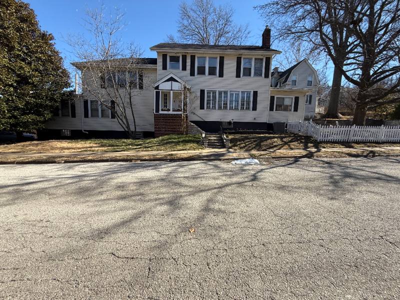 House for rent at 2420 Simpson Ave, Saint Louis, MO 63139