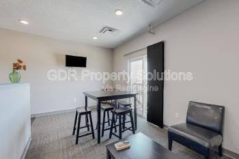 Apartment for rent at 950 4th St NW, Albuquerque, NM 87102