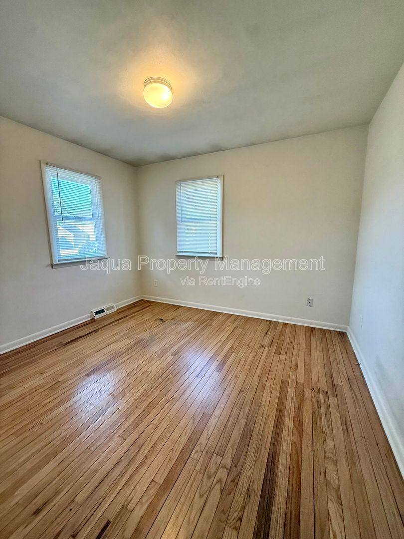 Apartment for rent at 2108 Woodbine Ave, Portage, MI 49002