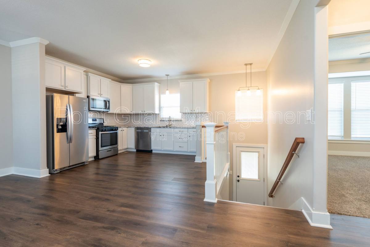 Apartment for rent at 331 N 127th St E #305, Wichita, KS 67206