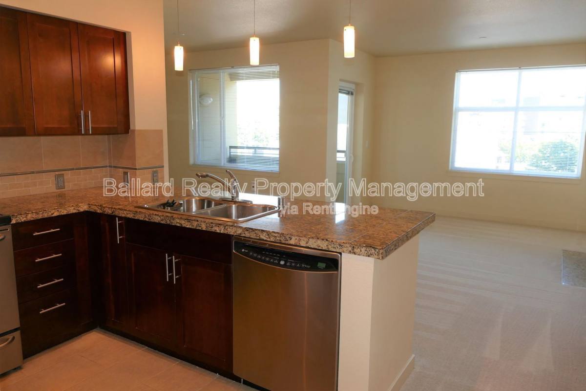 Condo for rent at 5440 Leary Ave NW #618, Seattle, WA 98107