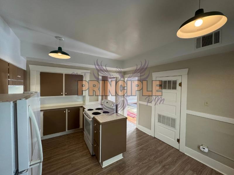 Apartment for rent at 214 E 3rd St #7, Anaconda, MT 59711