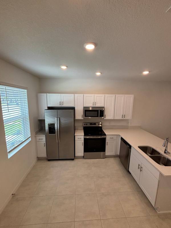 Townhouse for rent at 2988 Skyline Lp, Kissimmee, FL 34758