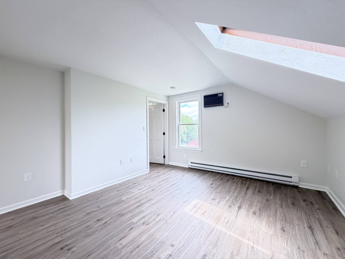Apartment for rent at 146 Prospect St #3, Auburn, MA 01501