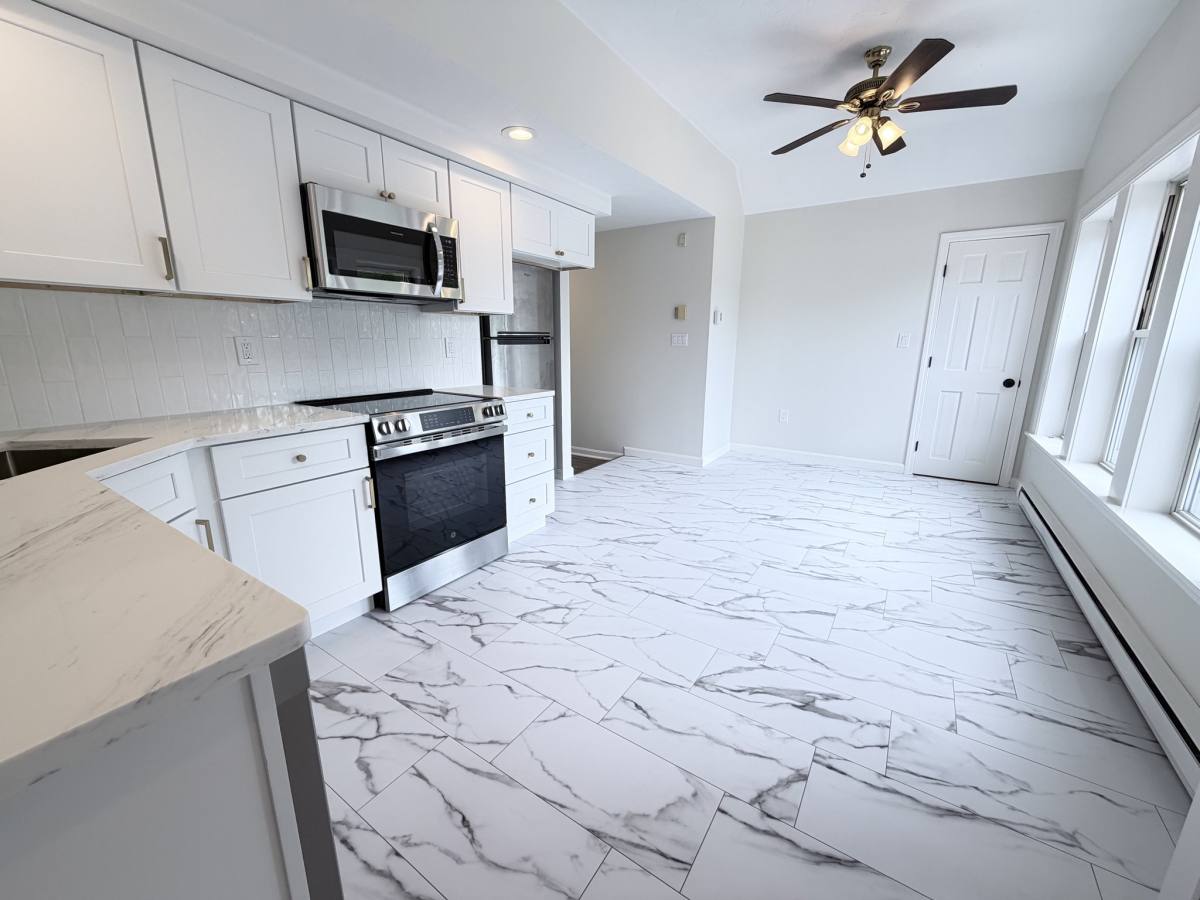 Apartment for rent at 146 Prospect St #3, Auburn, MA 01501