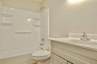 Apartment for rent at 240 Harmon Ave #110, Panama City, FL 32401