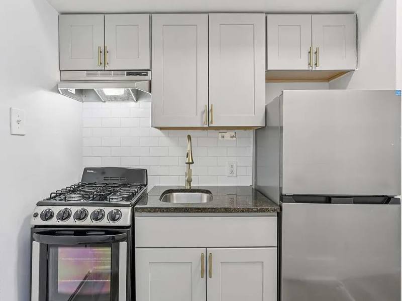 Apartment for rent at 2220 Walnut St #A01, Philadelphia, PA 19103