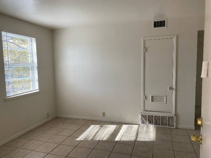 Apartment for rent at 414 E Ave A #106, Edinburg, TX 78541
