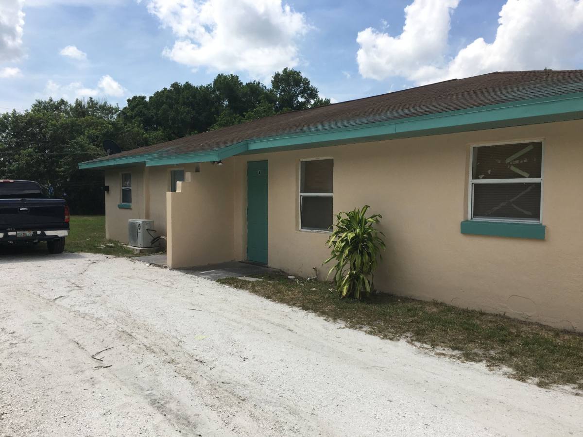 Apartment for rent at 917 NW 11th St #917B, Okeechobee, FL 34972