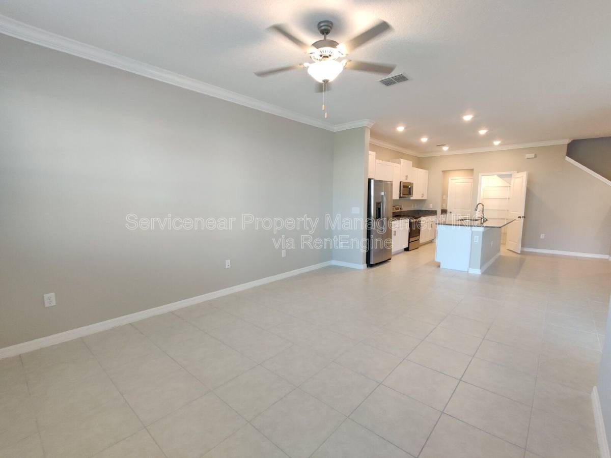 Townhouse for rent at 31700 Blue Passing Loop, Wesley Chapel, FL 33545