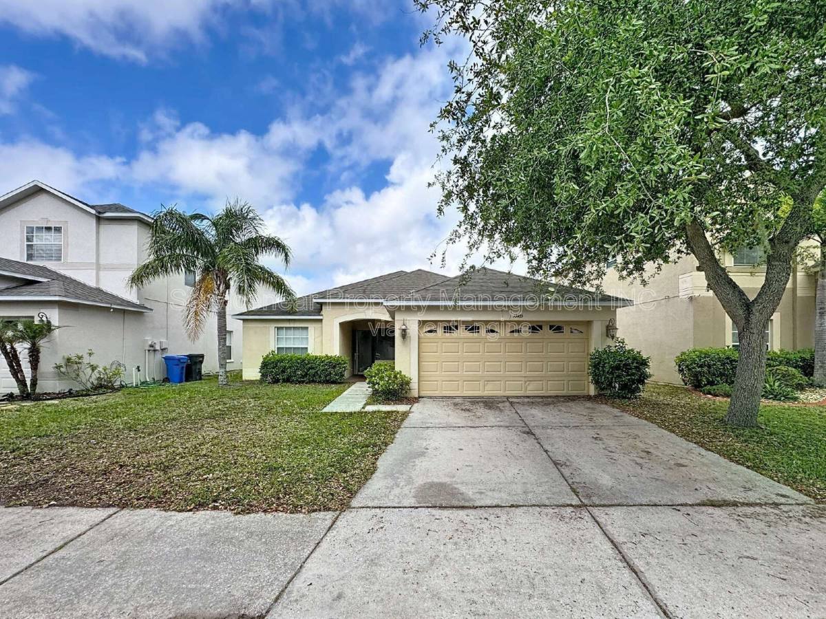House for rent at 13465 Fladgate Mark Dr, Riverview, FL 33579