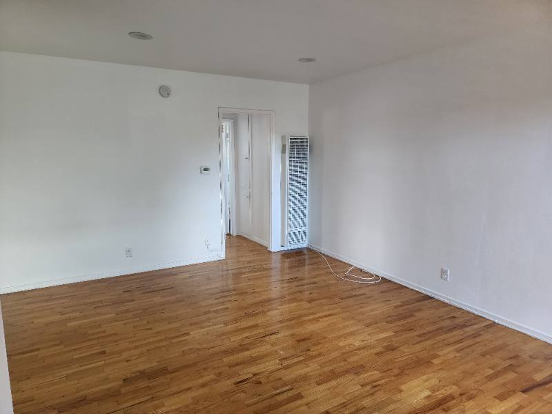 Apartment for rent at 1025 Idaho Ave #9, Santa Monica, CA 90403