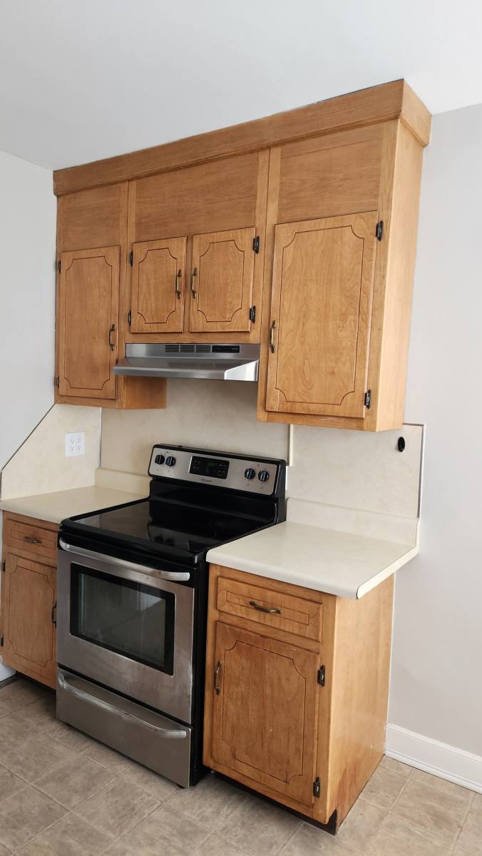 Apartment for rent at 15 Dover St #DOVER 2nd Floor, Hartford, CT 06114