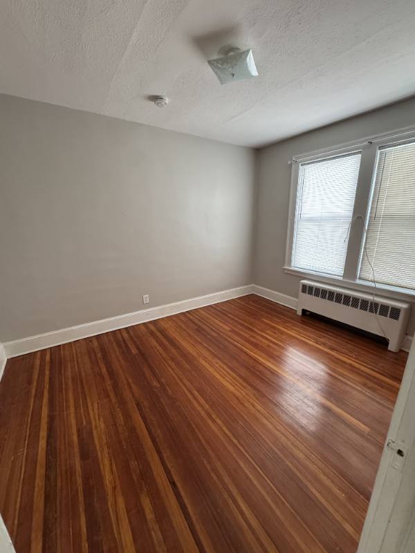 Apartment for rent at 15 Dover St #DOVER 2nd Floor, Hartford, CT 06114