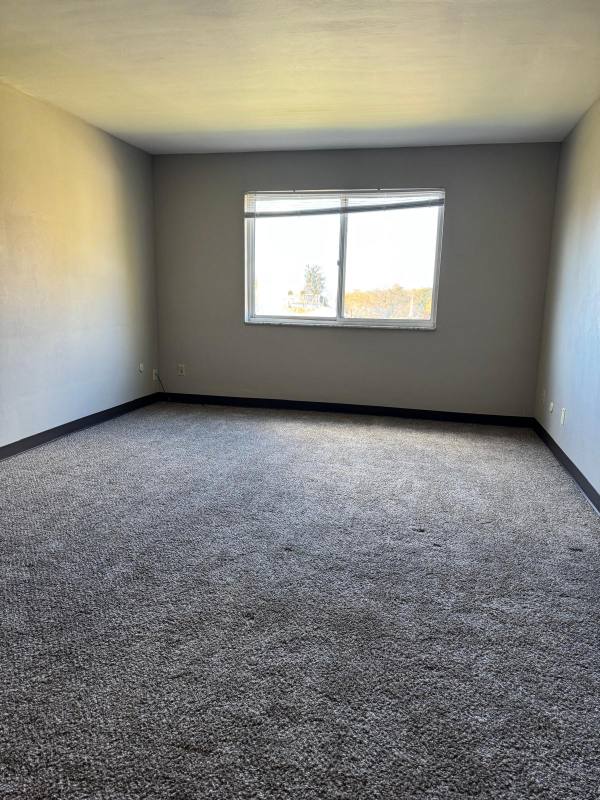 Apartment for rent at 5501 Verona Rd #101, Verona, PA 15147