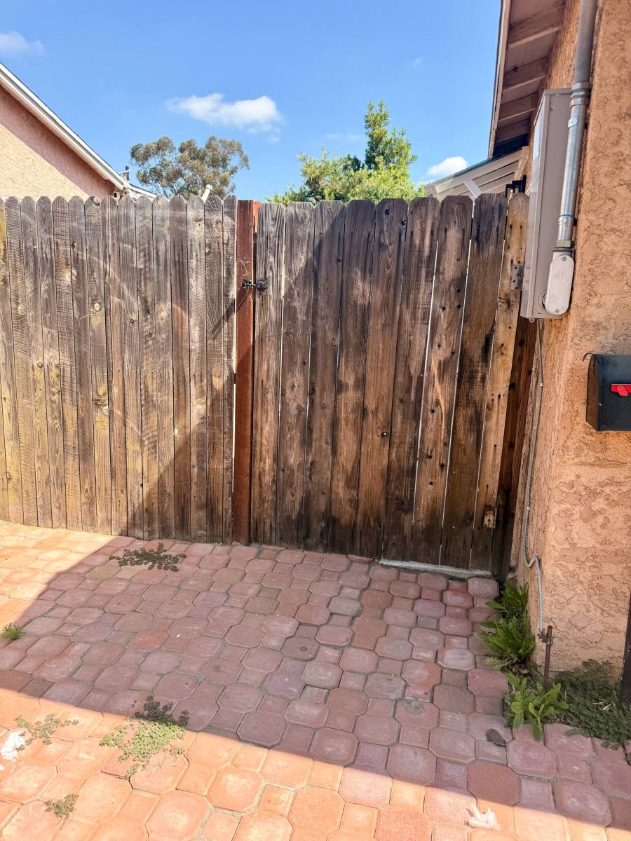 House for rent at 14643 Chatsworth St, Mission Hills, CA 91345