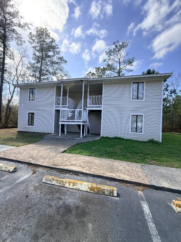 Apartment for rent at 1901 Airport Rd, Conway, SC 29527
