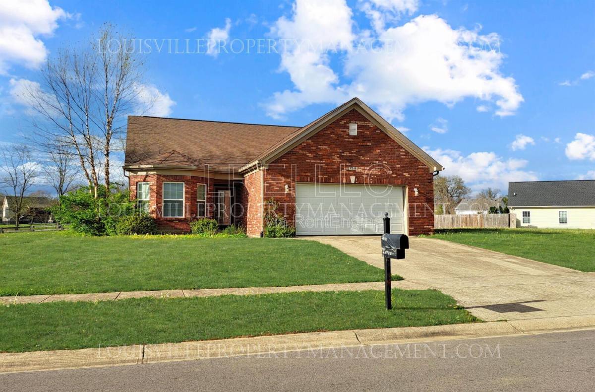 House for rent at 7019 James Madison Way, Louisville, KY 40272