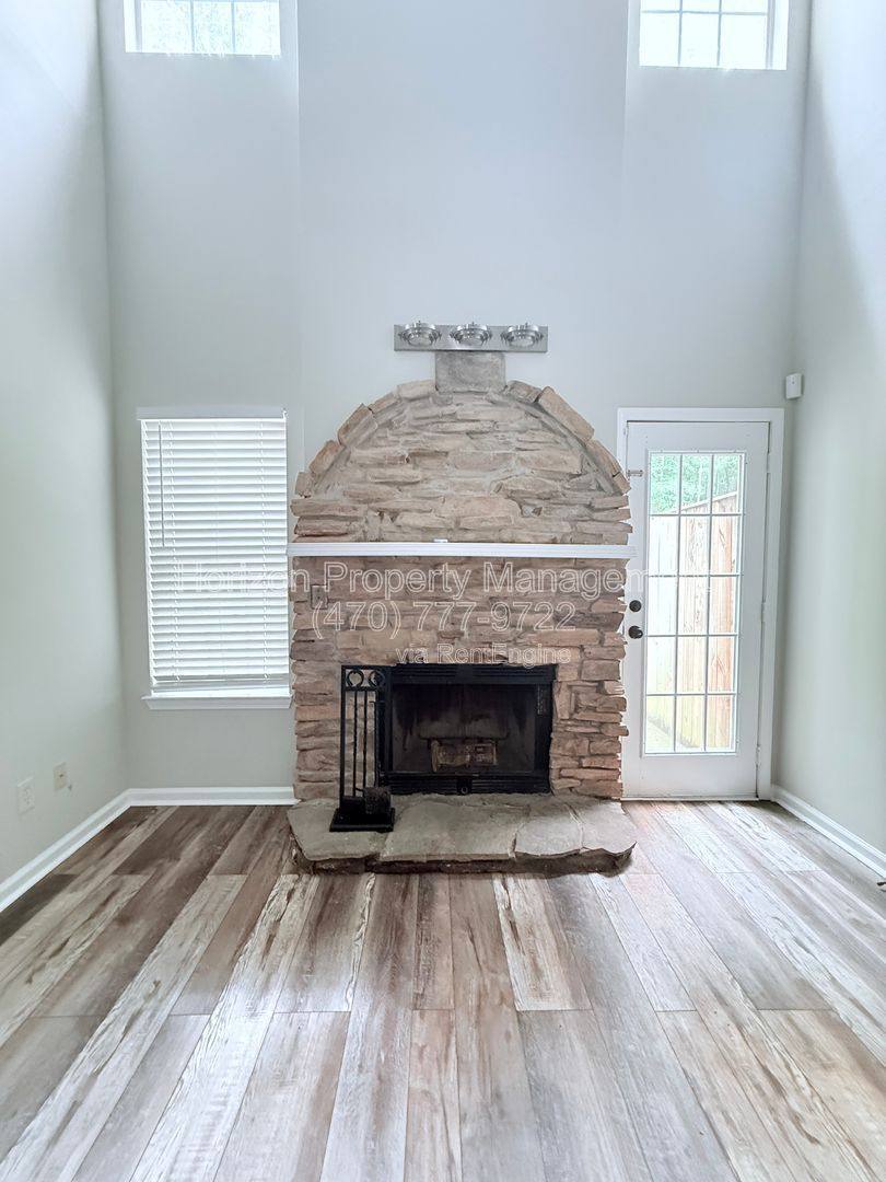 House for rent at 51 Hampton Dr, Cartersville, GA 30121
