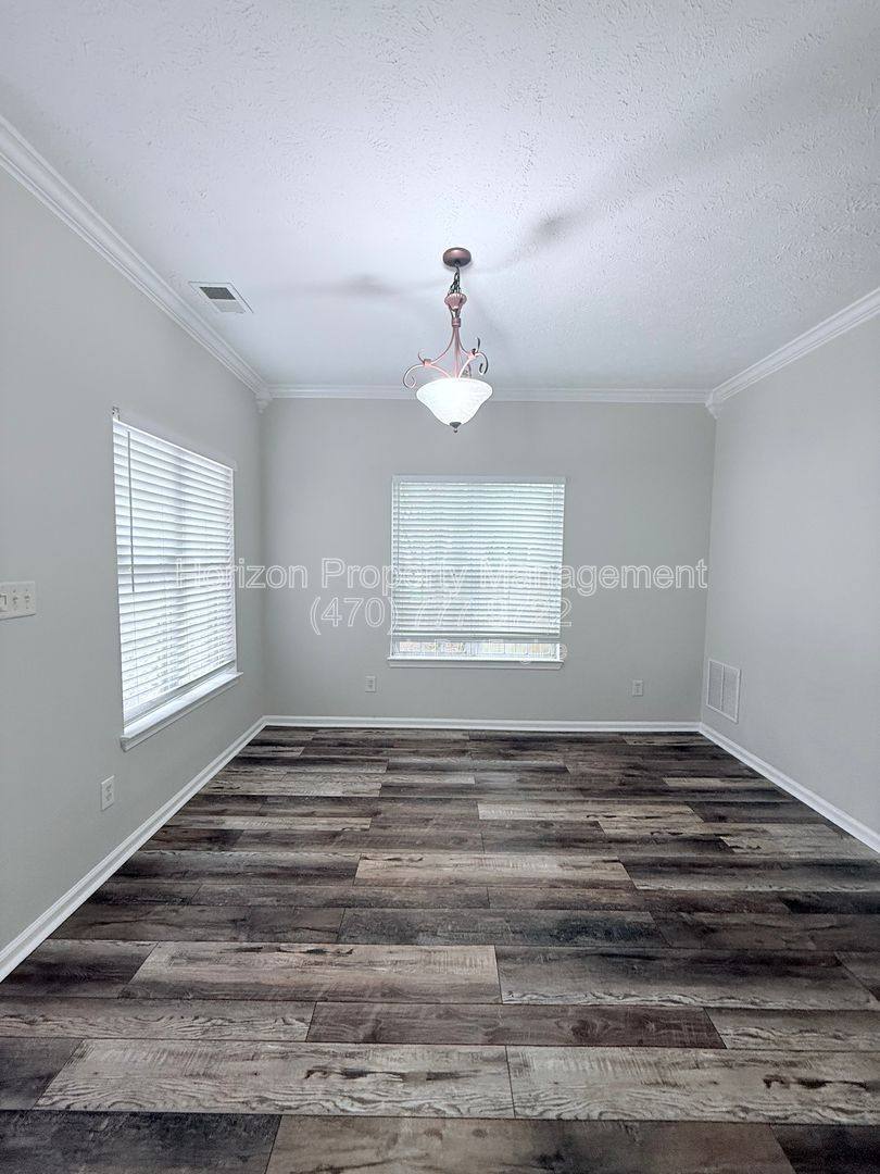 House for rent at 51 Hampton Dr, Cartersville, GA 30121