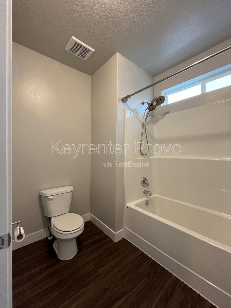 Condo for rent at 586 N 360 W, Vineyard, UT 84059