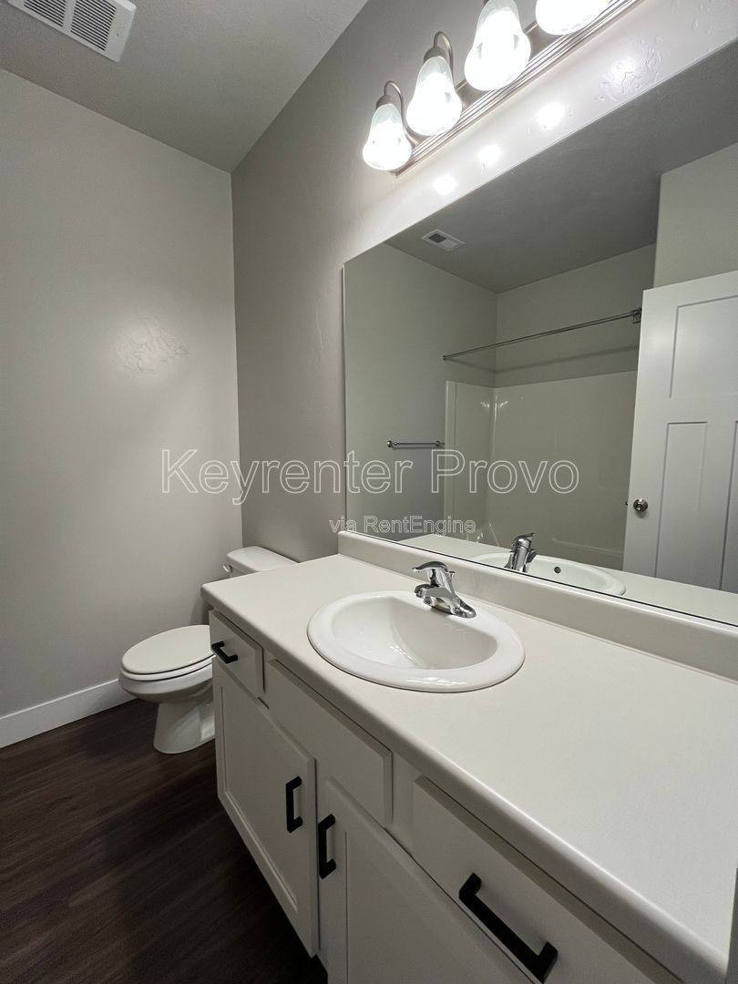 Condo for rent at 586 N 360 W, Vineyard, UT 84059