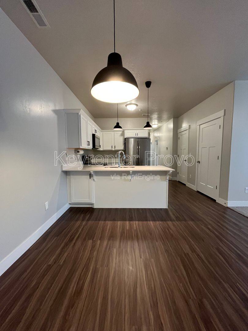 Condo for rent at 586 N 360 W, Vineyard, UT 84059