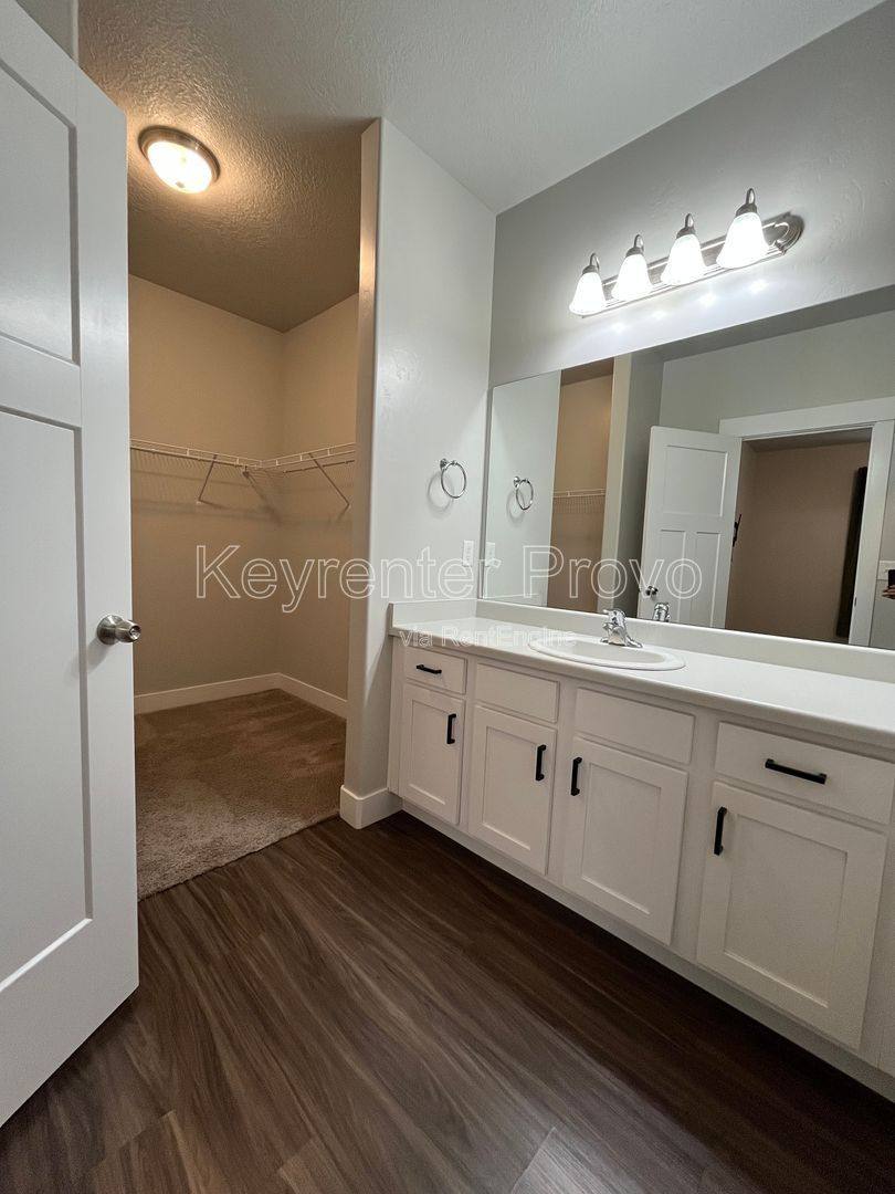 Condo for rent at 586 N 360 W, Vineyard, UT 84059