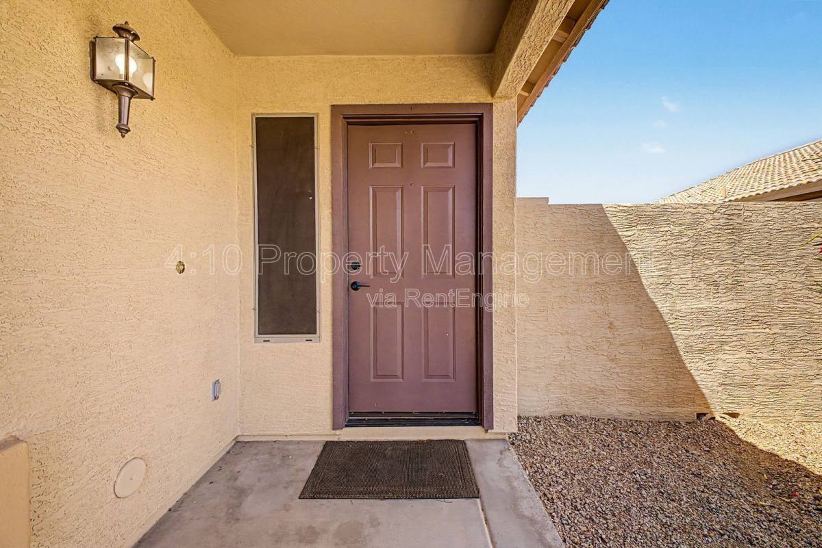 House for rent at 3296 E Warbler Rd, Gilbert, AZ 85297