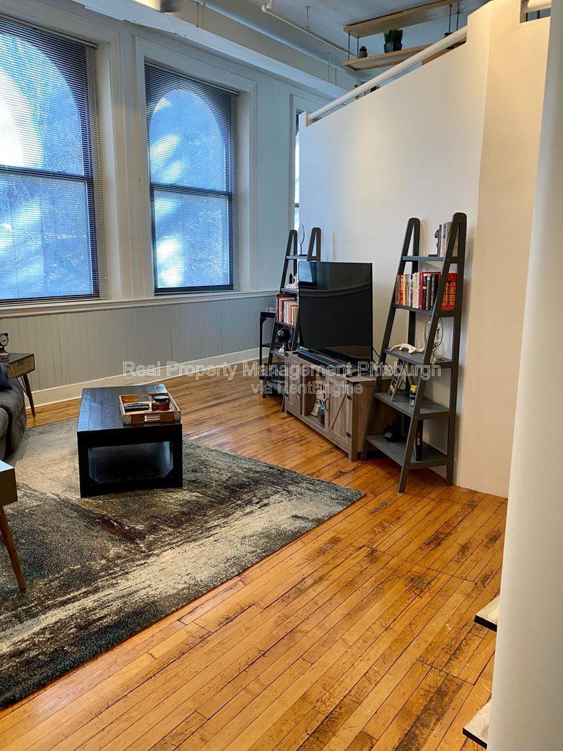 Apartment for rent at 171 S 15th St #202, Pittsburgh, PA 15203