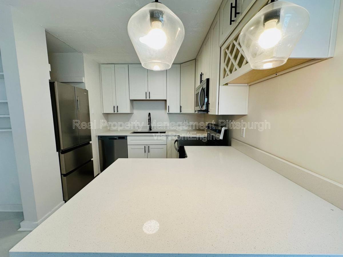 Apartment for rent at 2121 Milligan Ave #6, Pittsburgh, PA 15218