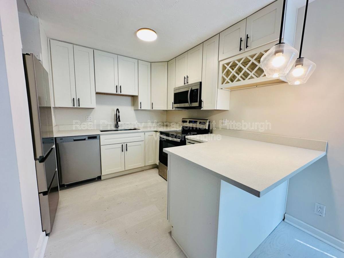 Apartment for rent at 2121 Milligan Ave #6, Pittsburgh, PA 15218