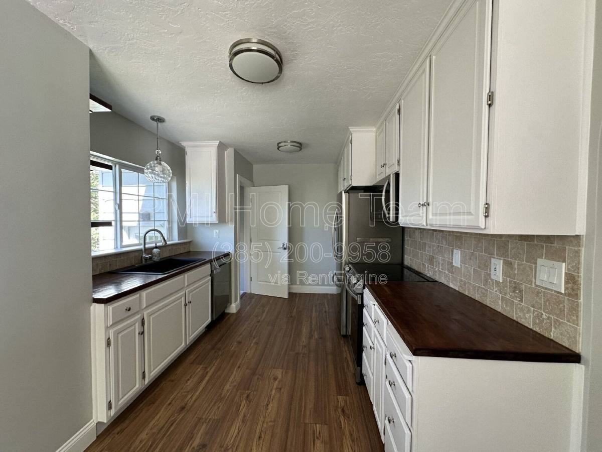 Apartment for rent at 33 Sylvia Dr, Ogden, UT 84405